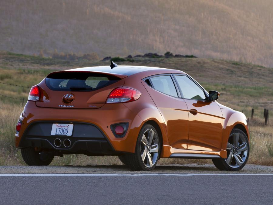  Hyundai Veloster Turbo 2012 года  (US) (фото 18 из 25)
